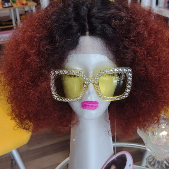 Wigs - Picture 1 of 1